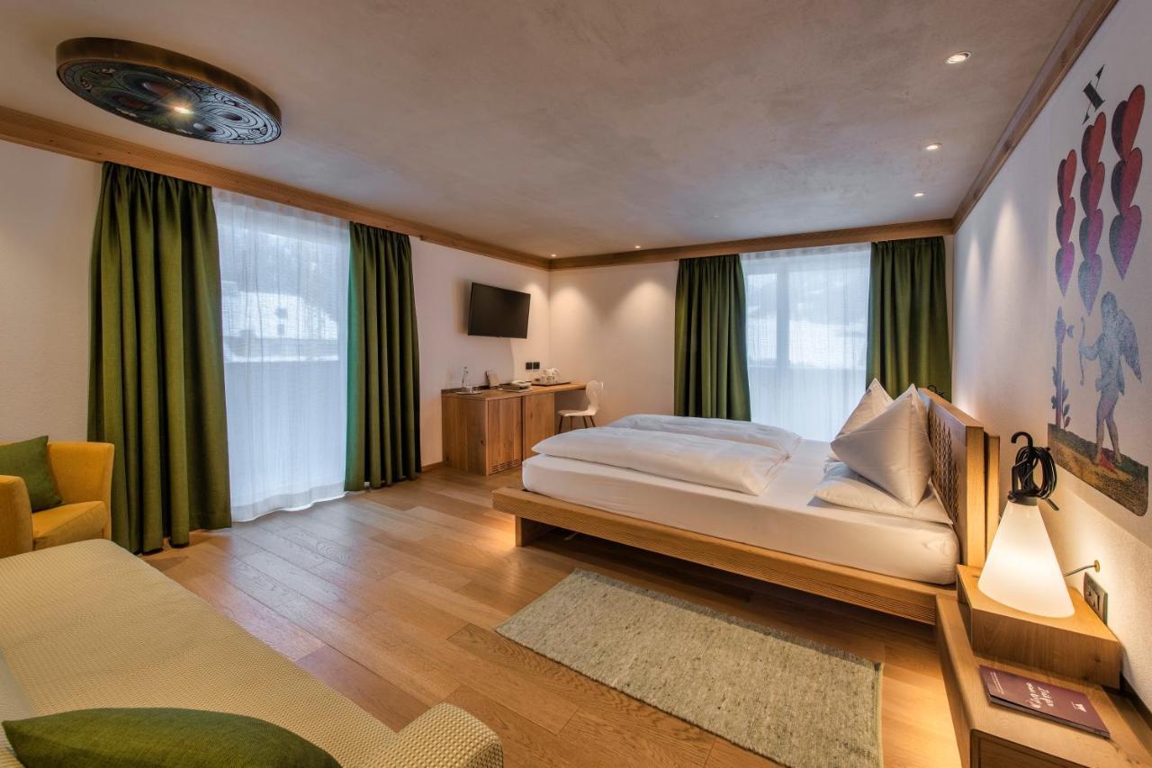 Posta Zirm Hotel Corvara In Badia Exterior foto